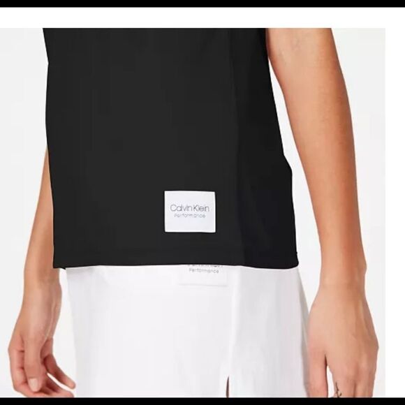 COPY - NWT Calvin Klein Jeans pocket tee rolled sleeves slit on bottom sides - Picture 3 of 11